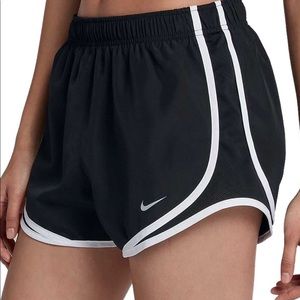 women’s nike shorts